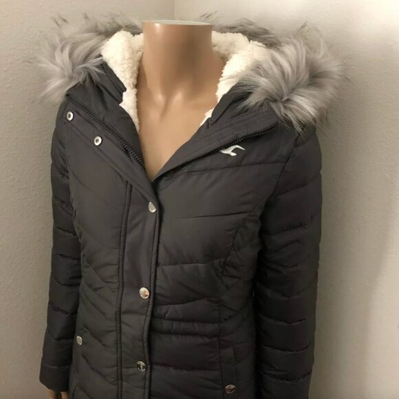 NWT Hollister Sherpa Lined Puffer Parka Jacket Size XS Gray Fur Hood Coat - Picture 4 of 14